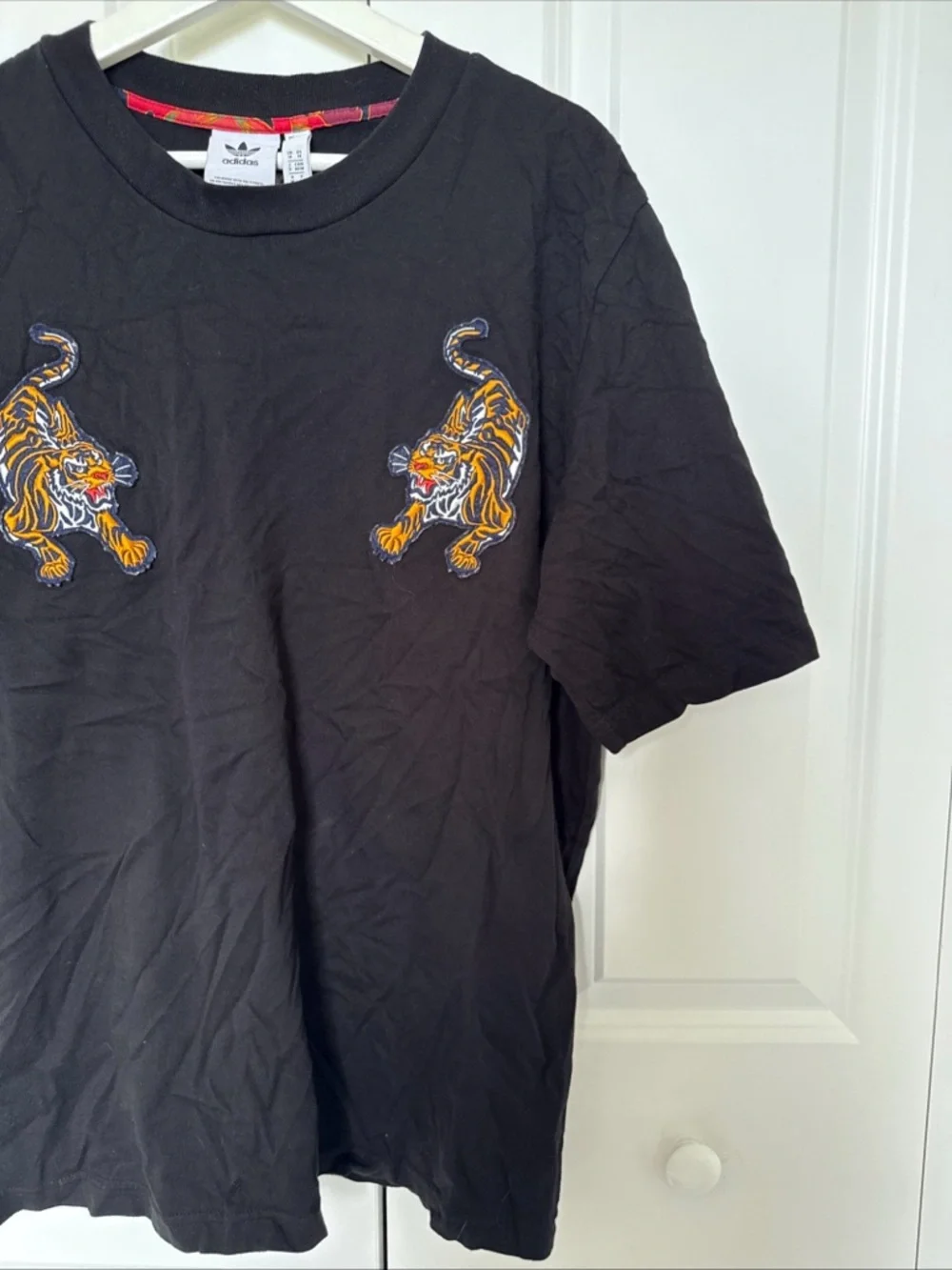 Adidas‎ Embroidered Tiger Patch Mens Medium Black T-Shirt